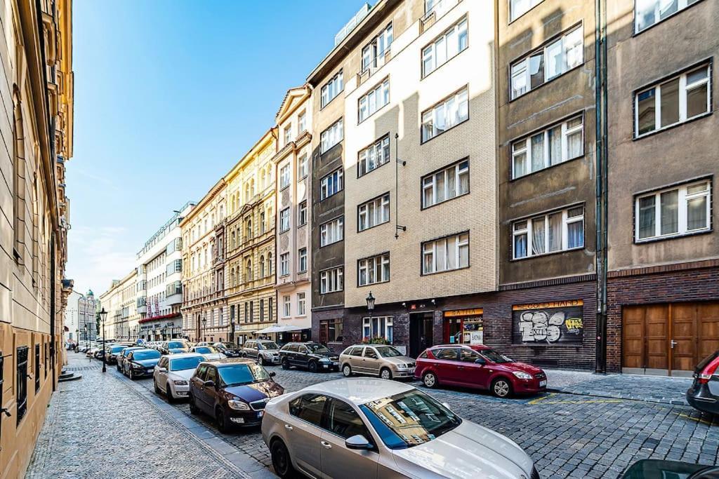 Cozy Old Town Stay - 1-Bedroom Apartment Prague Ngoại thất bức ảnh